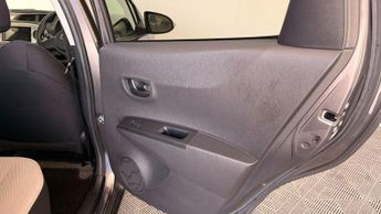 Toyota Yaris 1.33 Dual VVT-i Trend Hatchback 5dr Petrol Multidrive S Euro 5 (