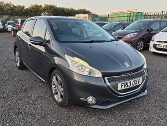 Peugeot 208 1.6 e-HDi Allure Euro 5 (s/s) 5dr