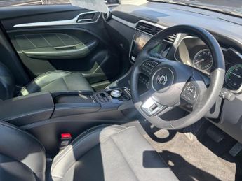 MG MG ZS 44.5kWh Exclusive Auto 5dr