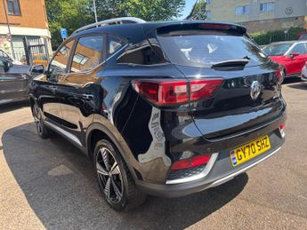 MG MG ZS 44.5kWh Exclusive Auto 5dr