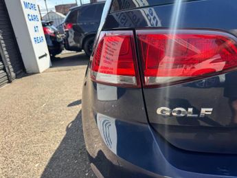 Volkswagen Golf 1.6 TDI BlueMotion Tech Match DSG Euro 5 (s/s) 5dr