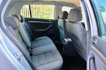 Volkswagen Golf 1.6 FSI Match 5dr