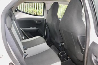 Toyota AYGO 1.0 VVT-i x-play Euro 6 5dr