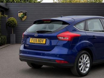 Ford Focus 1.6 Titanium Powershift Euro 6 5dr