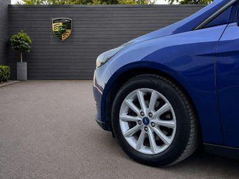Ford Focus 1.6 Titanium Powershift Euro 6 5dr