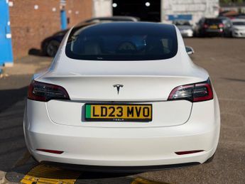Tesla Model 3 Saloon 4dr Electric Auto RWD (241 bhp), Only 44K Miles, 2027 MOT