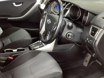 Hyundai i30 1.6 CRDi Blue Drive SE DCT Euro 6 (s/s) 5dr