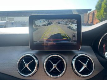 Mercedes-Benz GLA 2.1 GLA220d Sport (Premium) 7G-DCT 4MATIC Euro 6 (s/s) 5dr