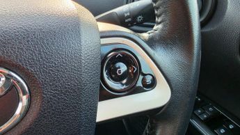 Toyota Prius 1.5 CVT 4dr