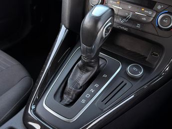 Ford Focus 1.6 Titanium Powershift Euro 6 5dr