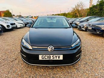 Volkswagen e-Golf 35.8kWh e-Golf Auto 5dr
