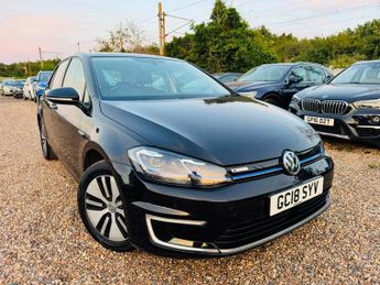 Volkswagen e-Golf 35.8kWh e-Golf Auto 5dr