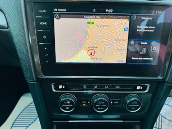 Volkswagen e-Golf 35.8kWh e-Golf Auto 5dr
