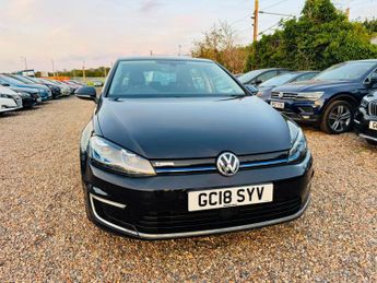 Volkswagen e-Golf 35.8kWh e-Golf Auto 5dr