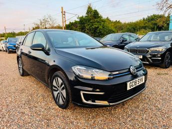 Volkswagen e-Golf 35.8kWh e-Golf Auto 5dr