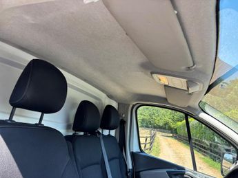 Renault Trafic 1.6 dCi ENERGY 27 Business SWB Standard Roof Euro 5 (s/s) 5dr