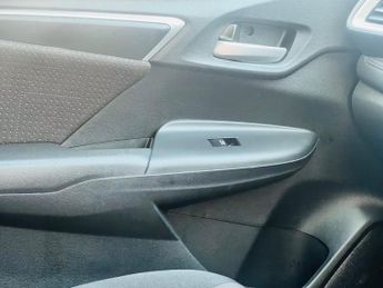 Honda Jazz 1.3 i-VTEC EX CVT Euro 6 (s/s) 5dr