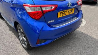Toyota Yaris 1.5 VVT-h Excel E-CVT Euro 6 (s/s) 5dr (15in Alloy)