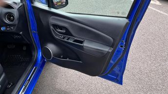 Toyota Yaris 1.5 VVT-h Excel E-CVT Euro 6 (s/s) 5dr (15in Alloy)