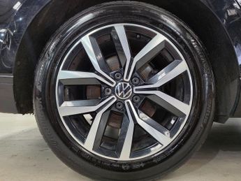 Volkswagen Passat 1.5 TSI EVO SEL DSG Euro 6 (s/s) 5dr