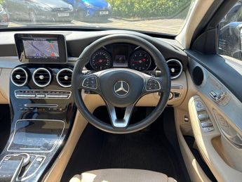 Mercedes-Benz C Class 2.1 C220d Sport (Premium) G-Tronic+ Euro 6 (s/s) 4dr