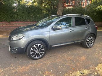 Nissan Qashqai 1.6 dCi Tekna 2WD Euro 5 5dr (AVM)