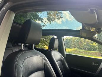Nissan Qashqai 1.6 dCi Tekna 2WD Euro 5 5dr (AVM)