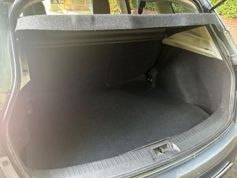 Nissan Qashqai 1.6 dCi Tekna 2WD Euro 5 5dr (AVM)