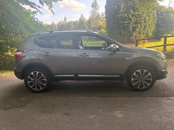 Nissan Qashqai 1.6 dCi Tekna 2WD Euro 5 5dr (AVM)