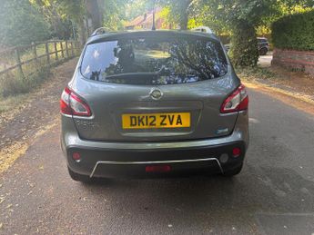 Nissan Qashqai 1.6 dCi Tekna 2WD Euro 5 5dr (AVM)