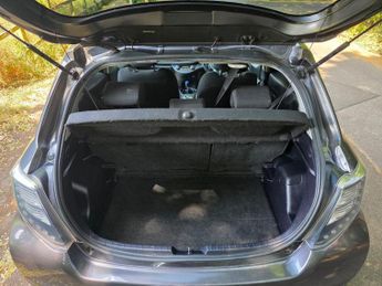 Toyota Yaris 1.5 VVT-h Icon Plus CVT Euro 5 5dr