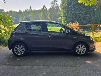 Toyota Yaris 1.5 VVT-h Icon Plus CVT Euro 5 5dr