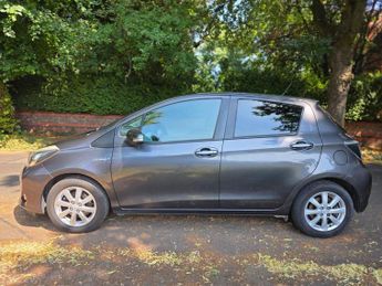 Toyota Yaris 1.5 VVT-h Icon Plus CVT Euro 5 5dr