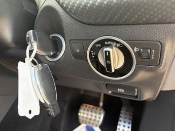 Mercedes-Benz A Class 2.1 A200d AMG Line 7G-DCT Euro 6 (s/s) 5dr