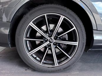 Audi Q7 3.0 TDI V6 45 Black Edition SUV 5dr Diesel Tiptronic quattro Eur