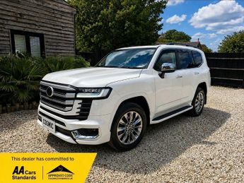 Toyota Land Cruiser LIKE NEW-7 SEATS-MODELLISTA-VAT Q