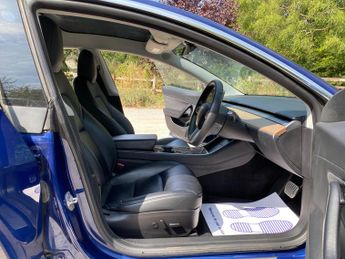 Tesla Model 3 (Dual Motor) Performance Auto 4WDE 4dr (Performance Upgrade)