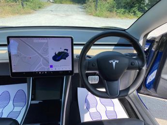Tesla Model 3 (Dual Motor) Performance Auto 4WDE 4dr (Performance Upgrade)