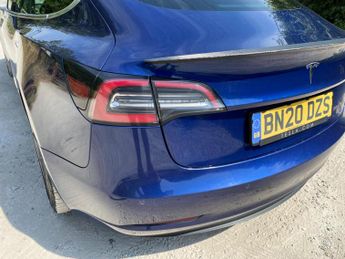 Tesla Model 3 (Dual Motor) Performance Auto 4WDE 4dr (Performance Upgrade)
