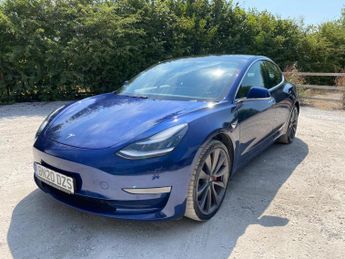 Tesla Model 3 (Dual Motor) Performance Auto 4WDE 4dr (Performance Upgrade)