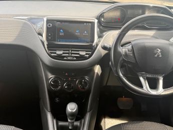 Peugeot 208 1.2 PureTech Allure EAT Euro 6 (s/s) 5dr