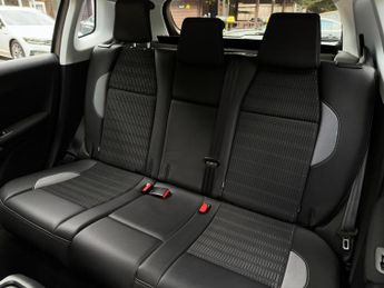 Peugeot 2008 1.2 PureTech Allure Euro 6 (s/s) 5dr