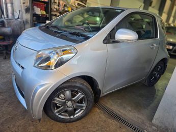 Toyota iQ 1.0 VVT-i 2 Multidrive Euro 5 3dr