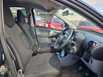 Toyota AYGO 1.0 VVT-i Go Euro 5 5dr