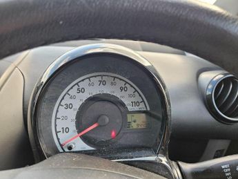 Toyota AYGO 1.0 VVT-i Go Euro 5 5dr