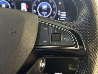 Skoda Superb 1.4 TSI iV 13kWh SportLine Plus Hatchback 5dr Petrol Plug-in Hyb