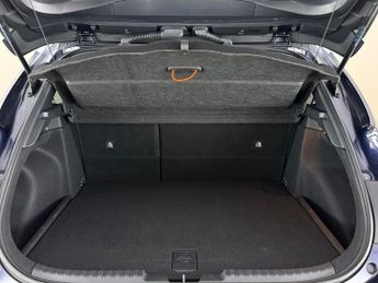 Toyota Corolla 1.8 VVT-h Design CVT Euro 6 (s/s) 5dr