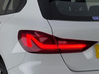 BMW 1 Series 1.5 118i SE DCT Euro 6 (s/s) 5dr