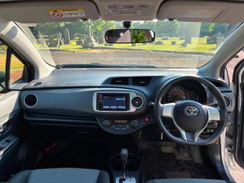 Toyota Yaris 1.33 Dual VVT-i TR Multidrive S Euro 5 5dr