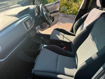 Toyota Yaris 1.33 Dual VVT-i TR Multidrive S Euro 5 5dr